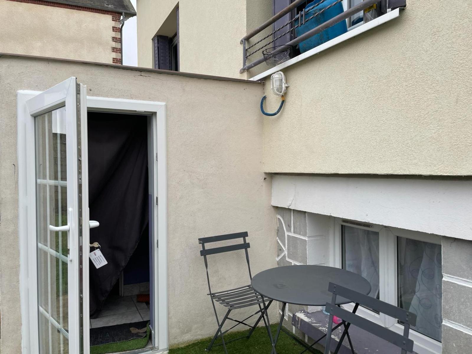 Entree Independant, Sous Sol Eclaire, Cuisine, Sdb Wc, Jardin Apartamento Belle-Église