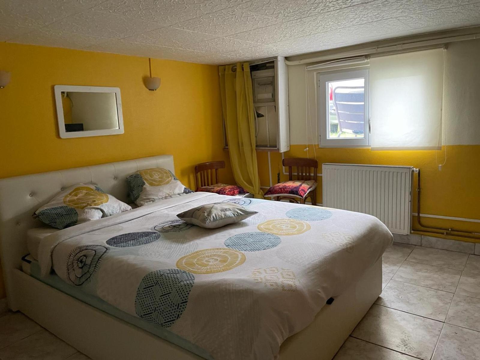 Entree Independant, Sous Sol Eclaire, Cuisine, Sdb Wc, Jardin Apartamento *